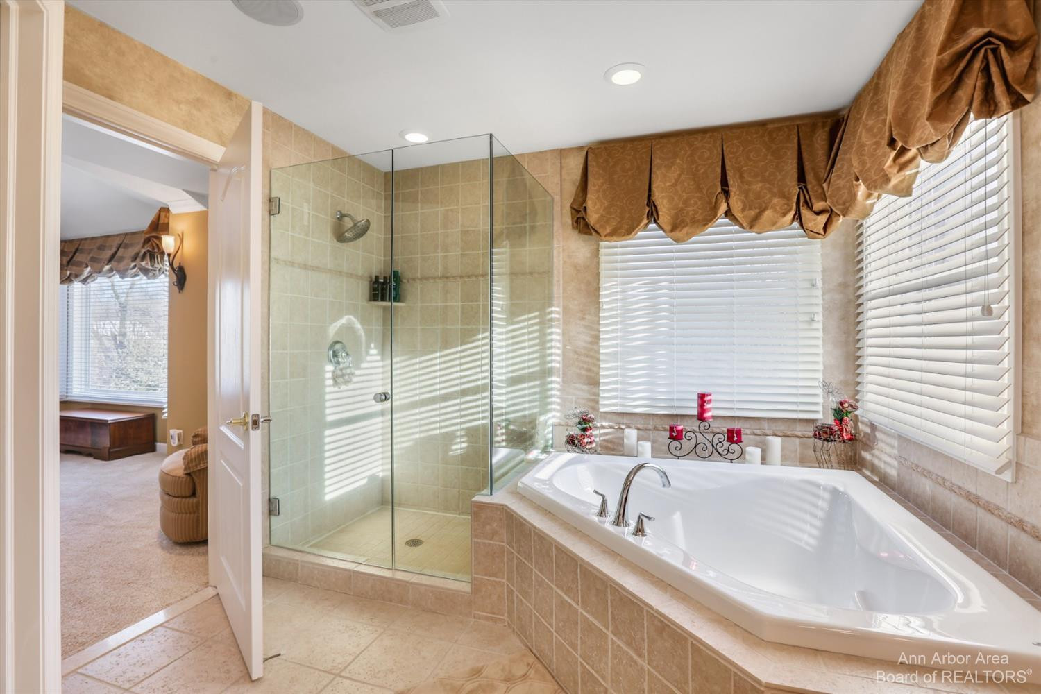 7024 Fox Ridge Drive Dexter, MI 48130 - Photo 25 of 62 Master Bath
