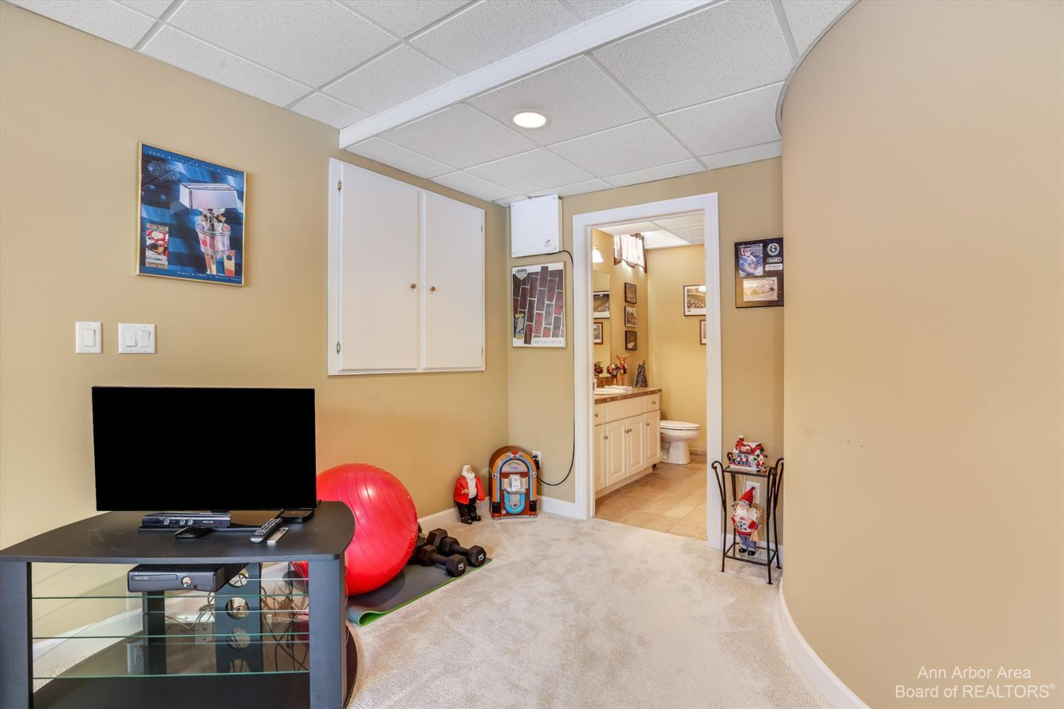 7024 Fox Ridge Drive Dexter, MI 48130 - Photo 36 of 62 Entertainment Room