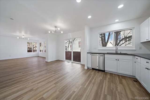 an empty room with a hallway