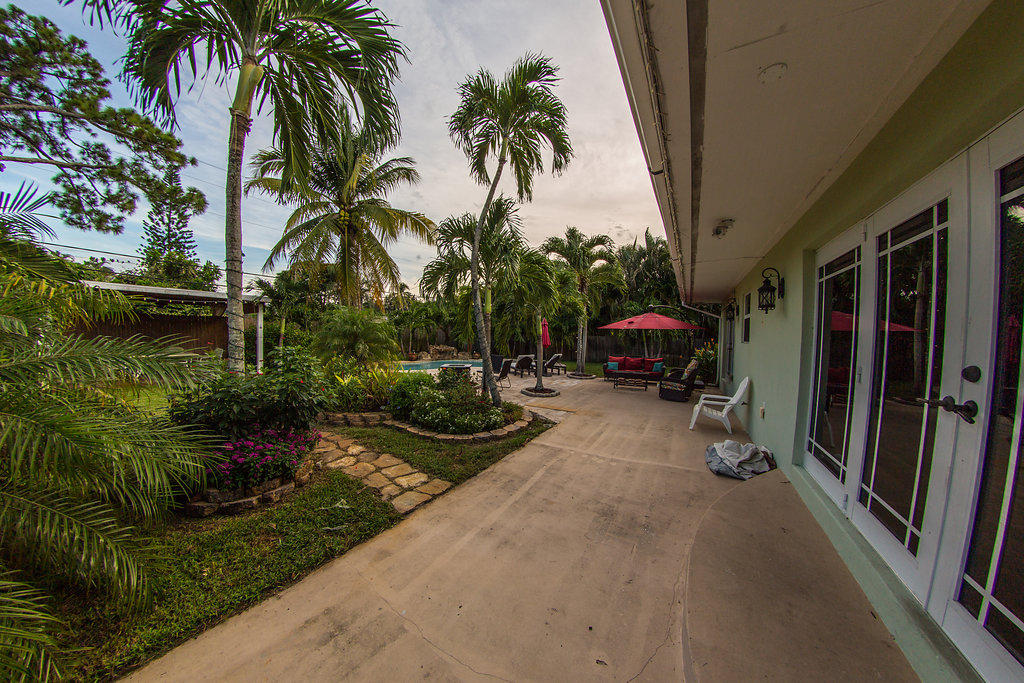 5050 Madison Road Delray Beach, FL 33484 - Photo 17 of 24 Outside patio