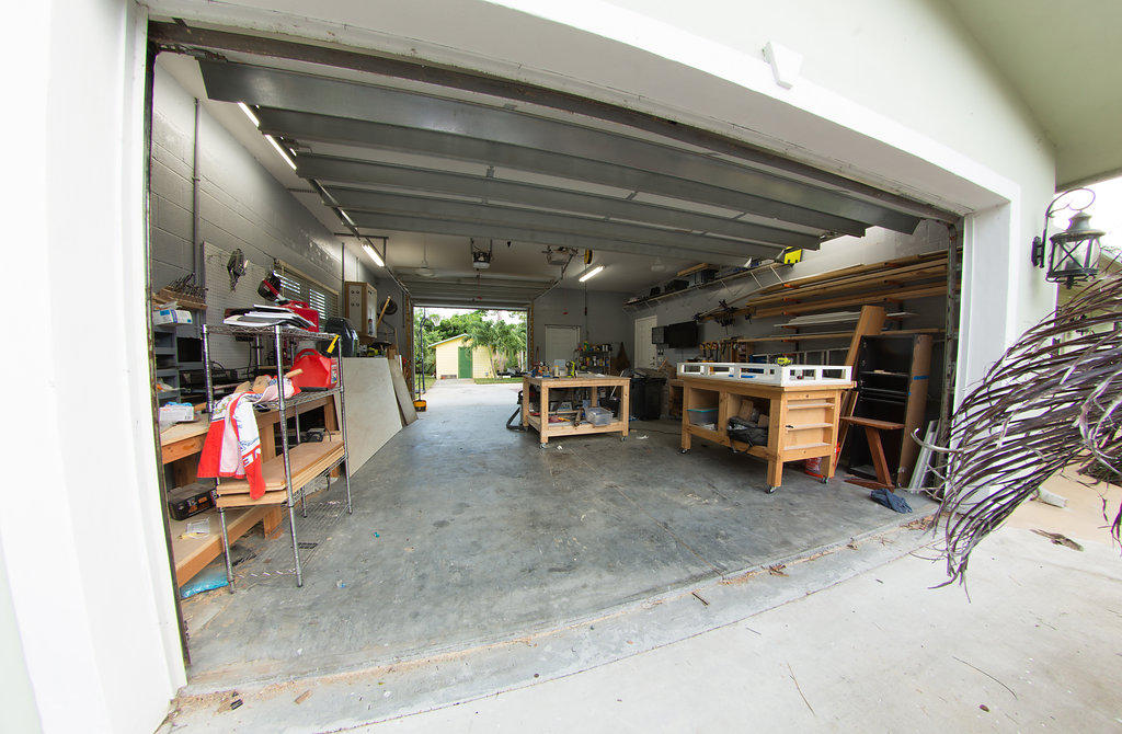 5050 Madison Road Delray Beach, FL 33484 - Photo 20 of 24 Pull-Thru Garage