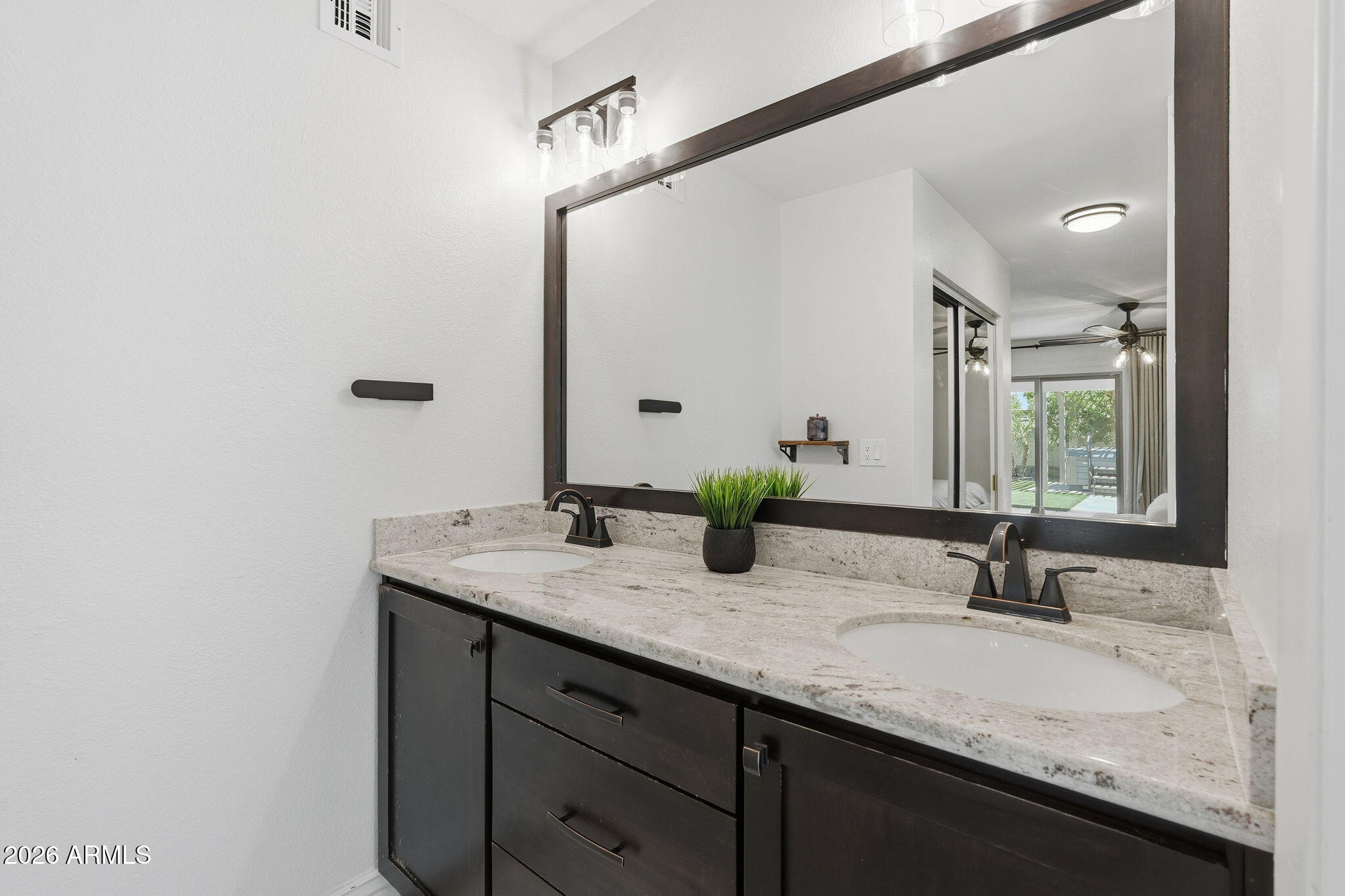 6733 East Phelps Road Scottsdale, AZ 85254 - Photo 31 of 56 043_ListerPros