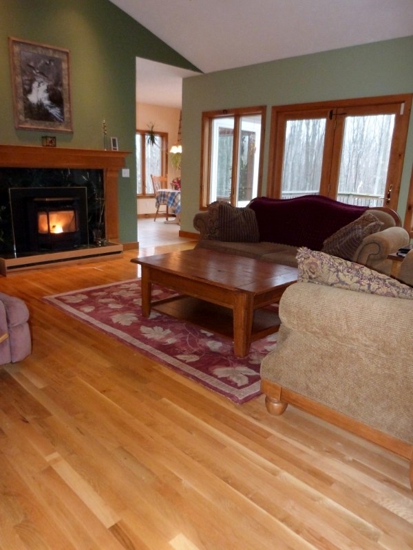 20403 Hunter Ridge Road Lake Ann, MI 49650 - Photo 21 of 50 1796985-20.JPG