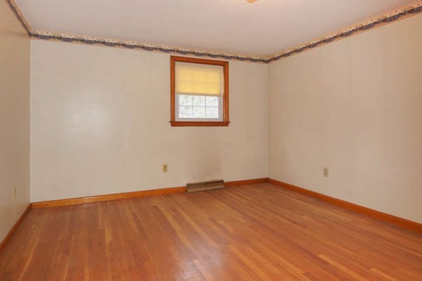 26 Skelton Road Burlington, MA 01803 - Photo 5 of 7 Gallery Image 5