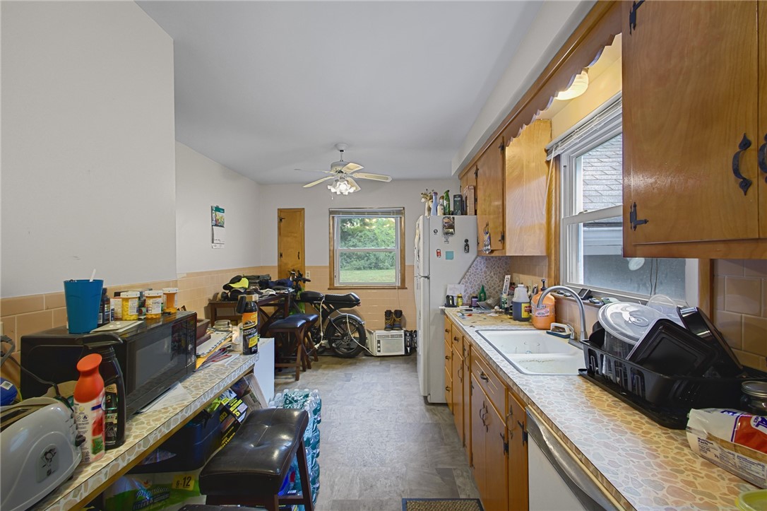 56 Black Plain Road North Smithfield, RI 02896 - Photo 10 of 29 Gallery Image 10