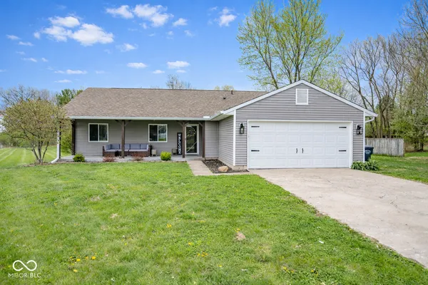 $310,000 | 587 Quail Run, Greenwood, IN 46142