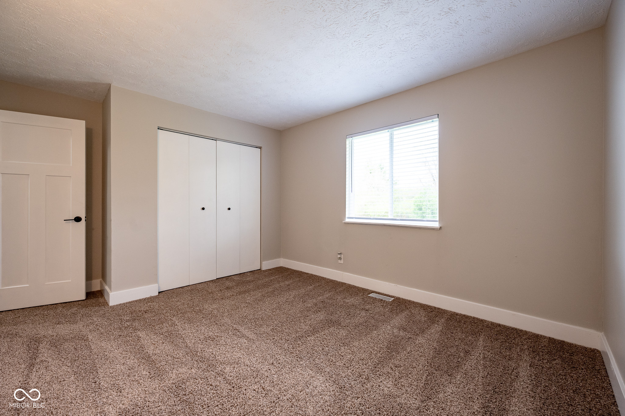 587 Quail Run Greenwood, IN 46142 - Photo 20 of 38
