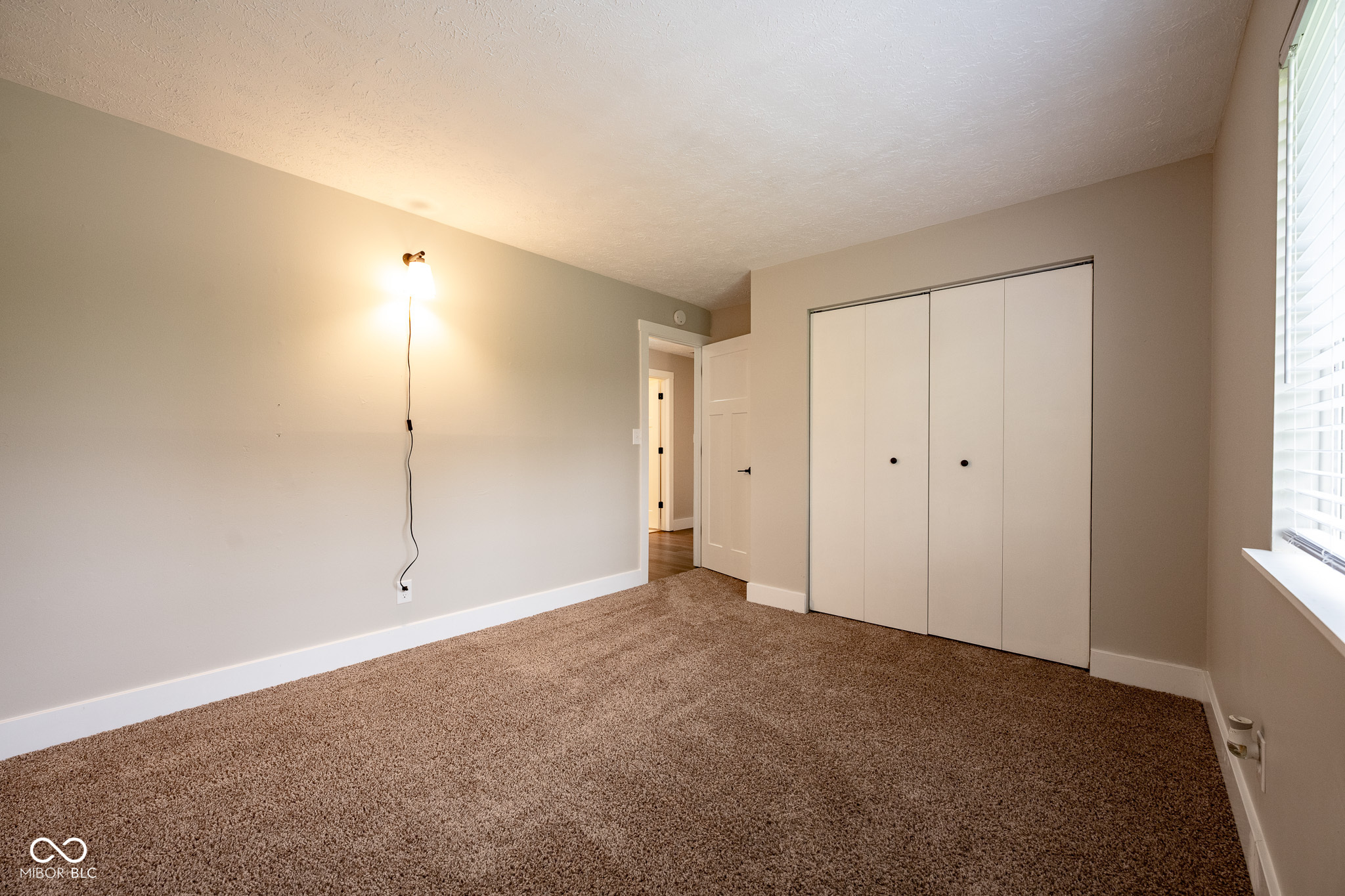 587 Quail Run Greenwood, IN 46142 - Photo 21 of 38