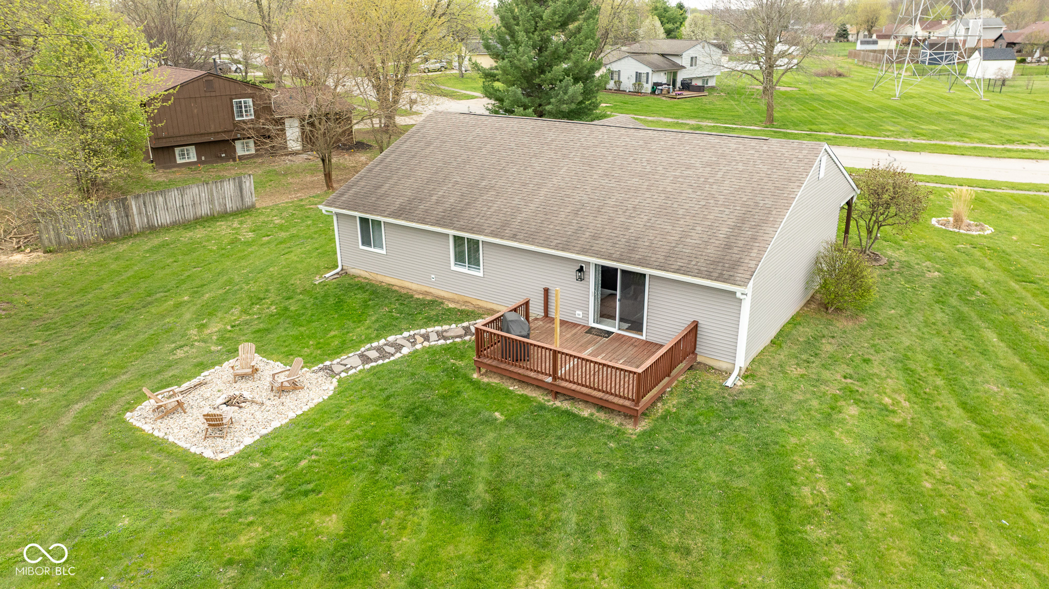 587 Quail Run Greenwood, IN 46142 - Photo 34 of 38