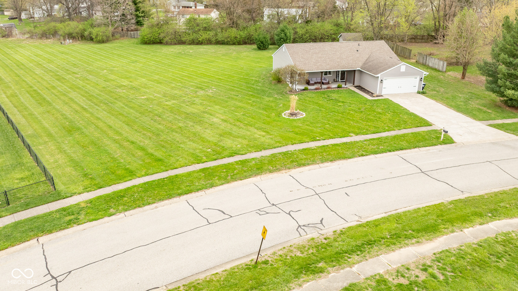 587 Quail Run Greenwood, IN 46142 - Photo 35 of 38