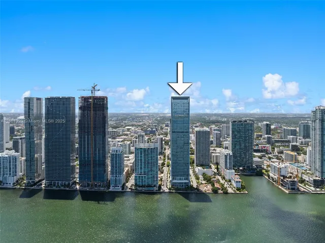 $3,150,000 | 700 Northeast 26th Terrace, Unit 5201, Miami, FL 33137