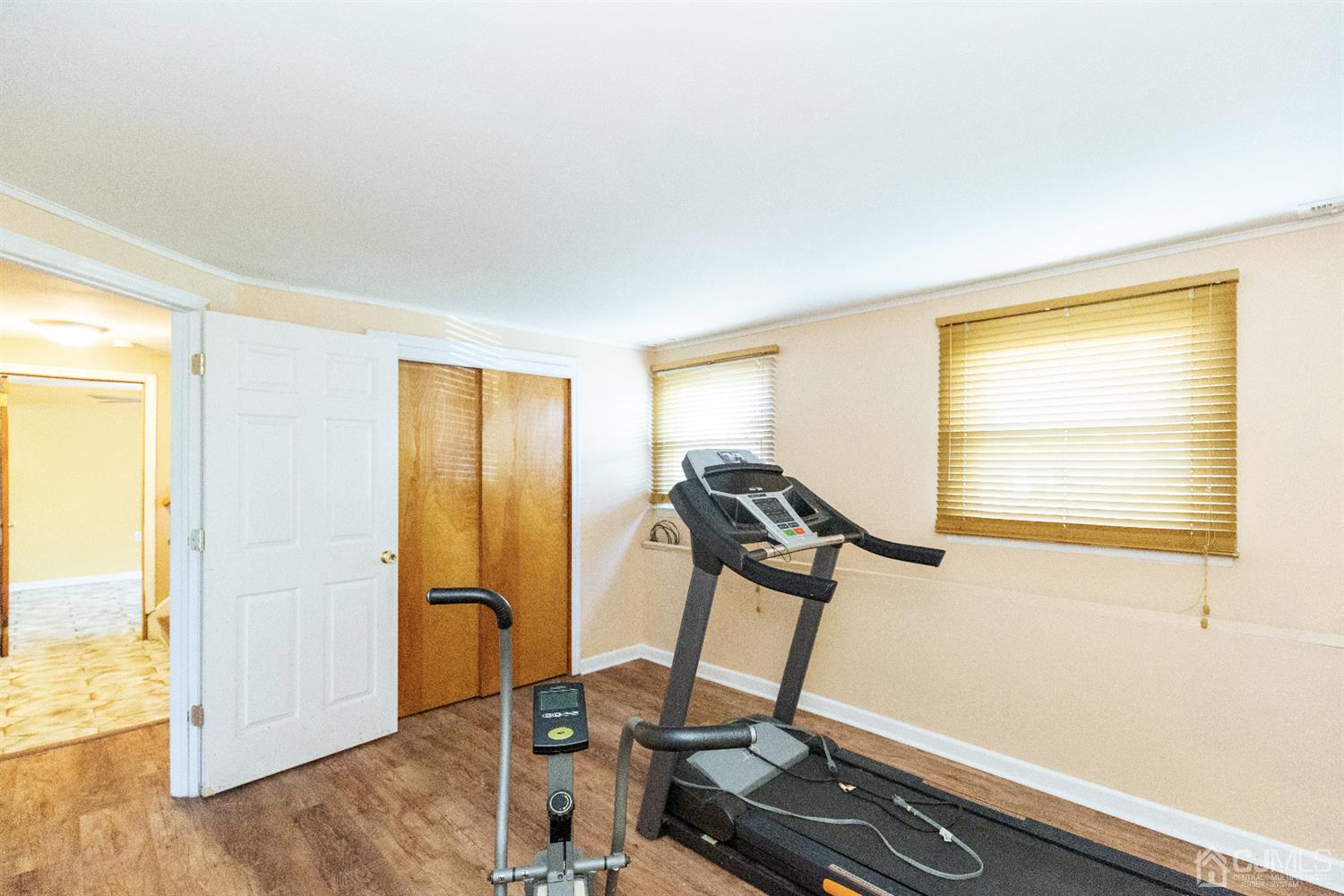 43 Sherold Road Colonia, NJ 07067 - Photo 31 of 41 Gallery Image 31