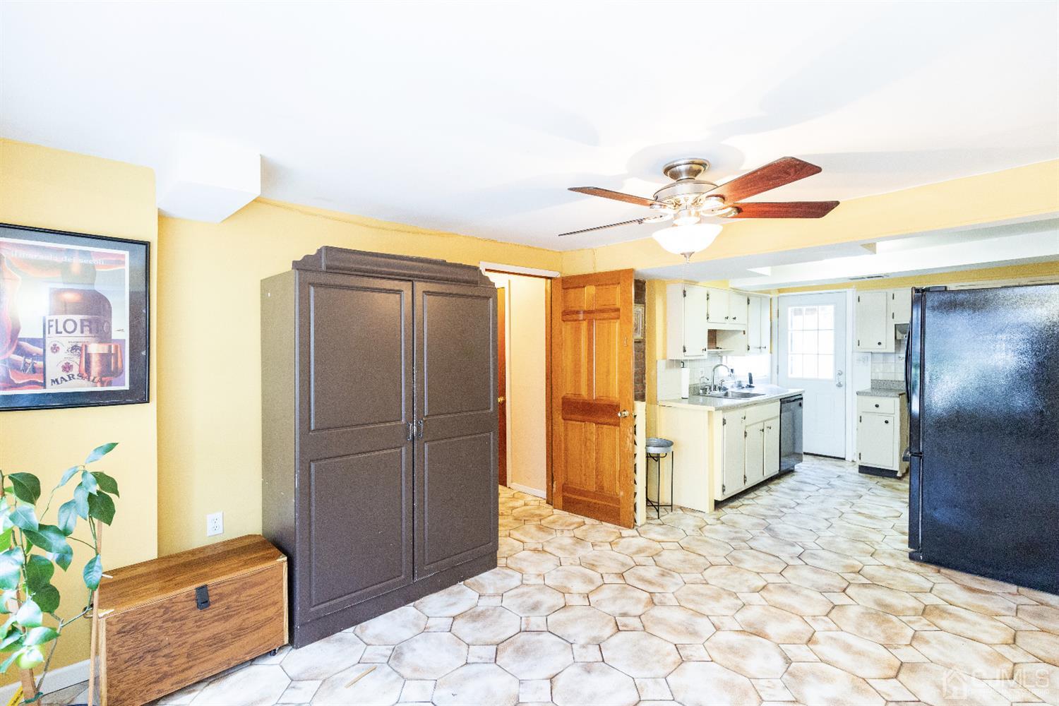 43 Sherold Road Colonia, NJ 07067 - Photo 38 of 41 Gallery Image 38