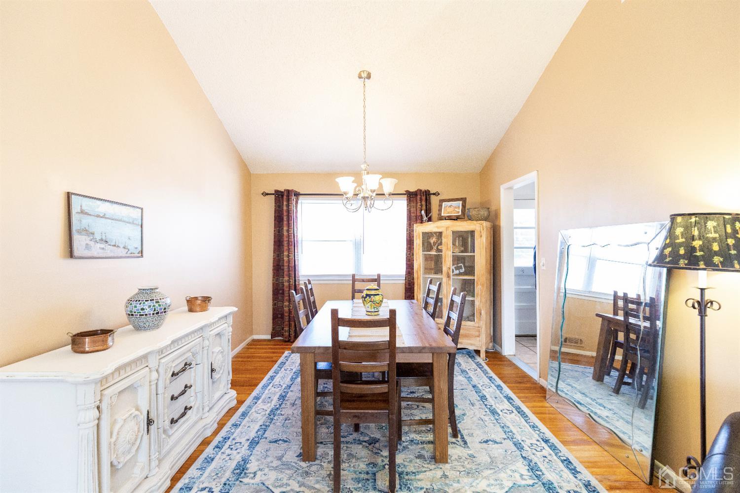 43 Sherold Road Colonia, NJ 07067 - Photo 8 of 41 Gallery Image 8
