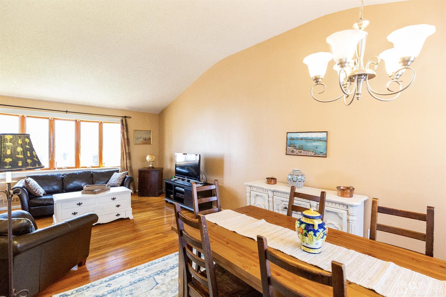 43 Sherold Road Colonia, NJ 07067 - Photo 10 of 41 Gallery Image 10