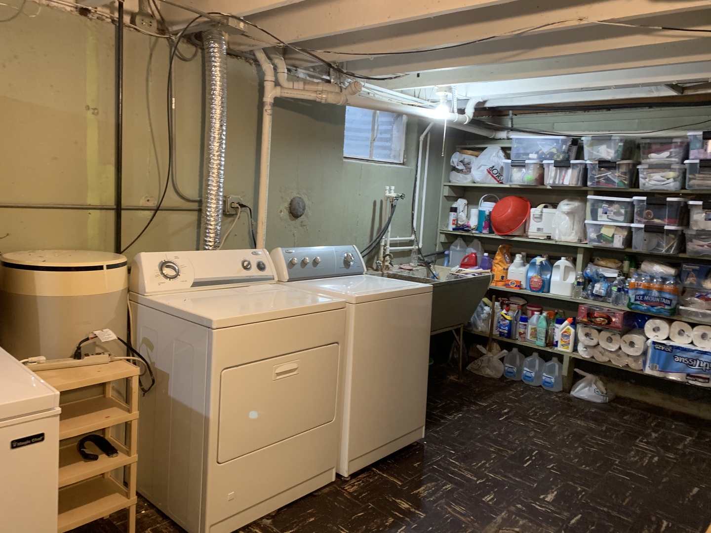 8927 Parkside Avenue Morton Grove, IL 60053 - Photo 12 of 13 a utility room with dryer and washer