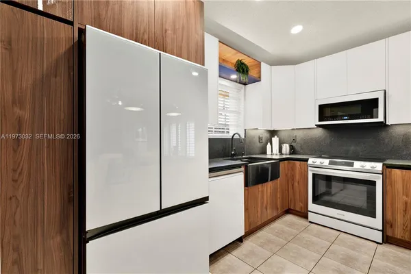 $725,000 | 16269 Southwest 78th Terrace, Miami, FL 33193