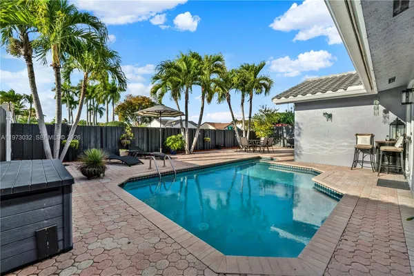 $725,000 | 16269 Southwest 78th Terrace, Miami, FL 33193