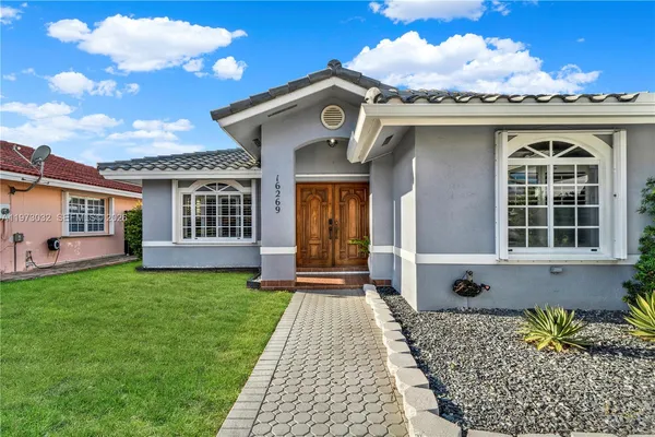 $725,000 | 16269 Southwest 78th Terrace, Miami, FL 33193