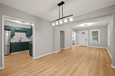 $169,900 | 1007 South Crisp Avenue, Independence, MO 64054