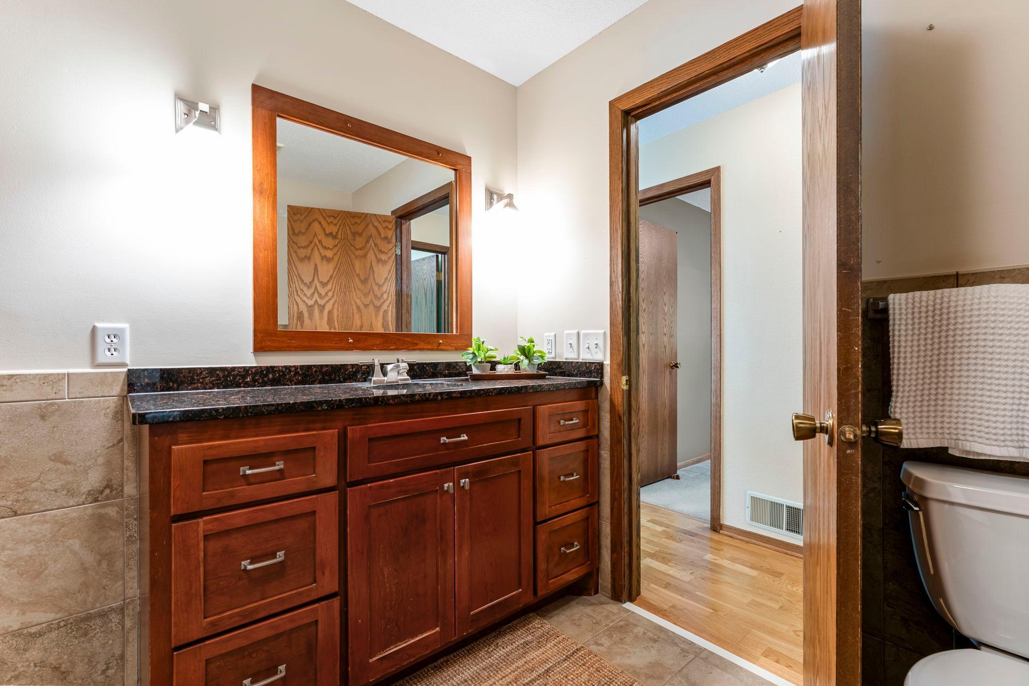 12611 Orchard Road Minnetonka, MN 55305 - Photo 20 of 70 Gallery Image 20