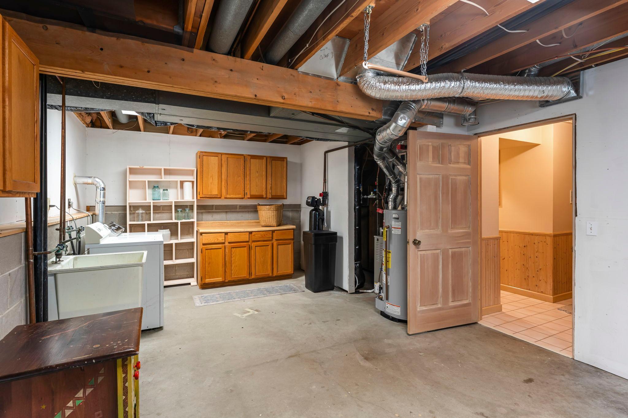 12611 Orchard Road Minnetonka, MN 55305 - Photo 31 of 70 Gallery Image 31