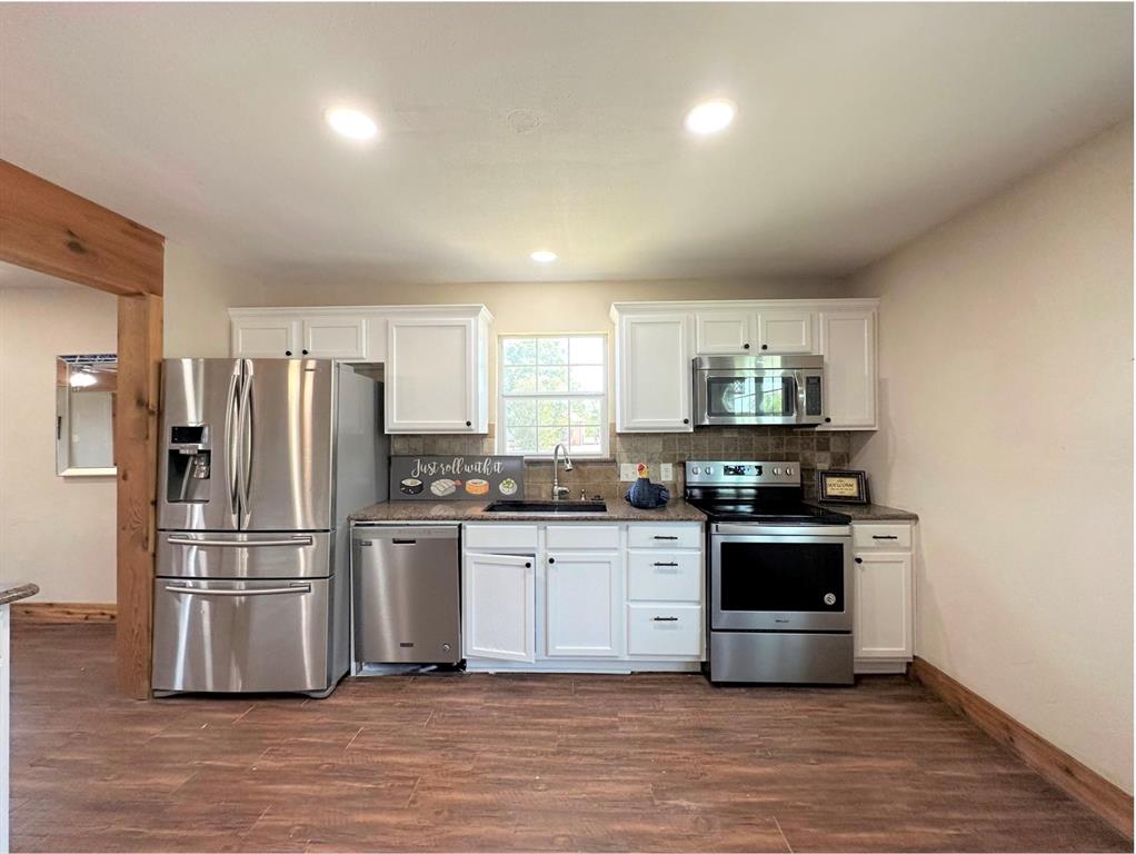 513 Rockhill Road Aubrey, TX 76227 - Photo 6 of 26