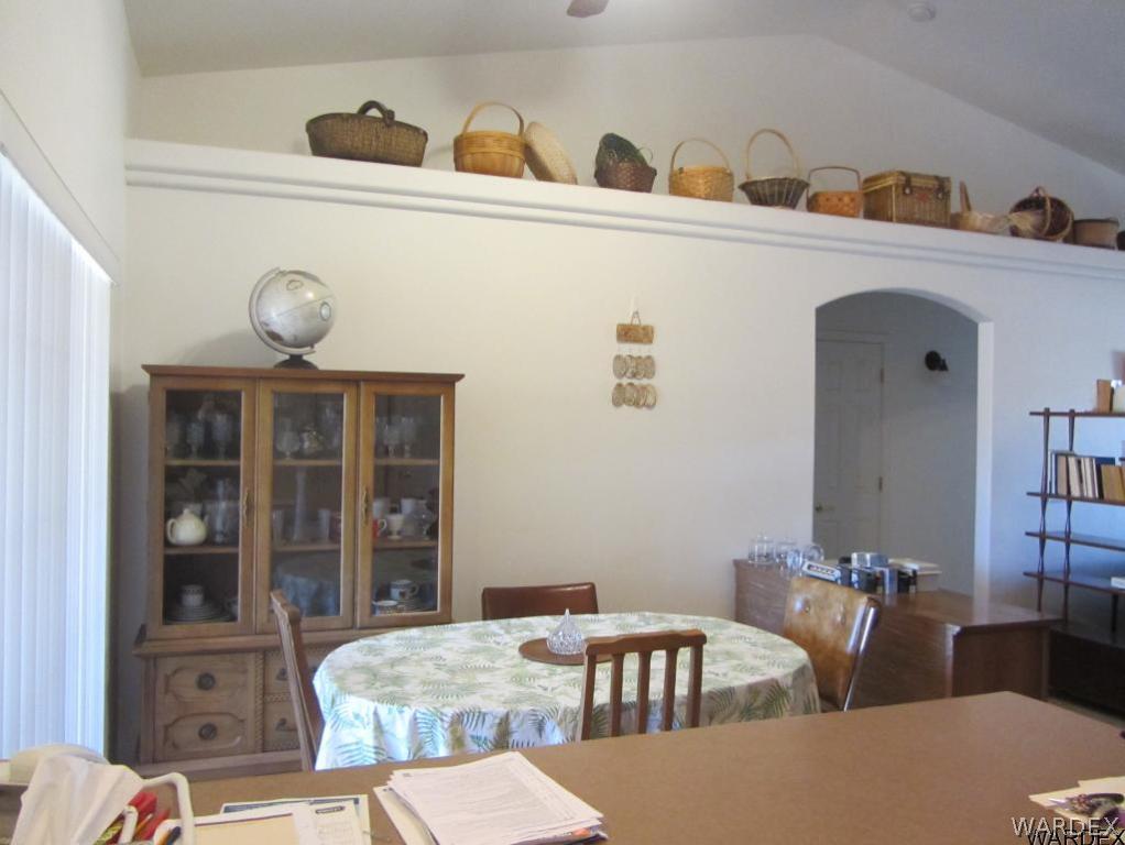 2087 Ridgeview Road Kingman, AZ 86401 - Photo 4 of 23