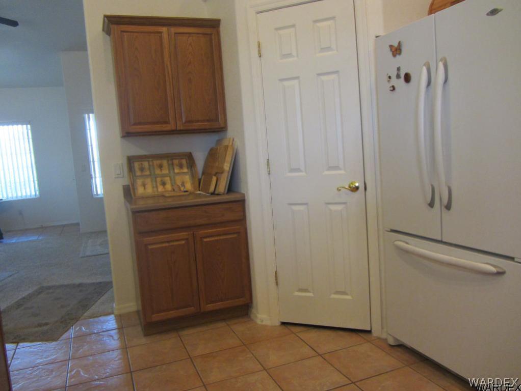 2087 Ridgeview Road Kingman, AZ 86401 - Photo 5 of 23