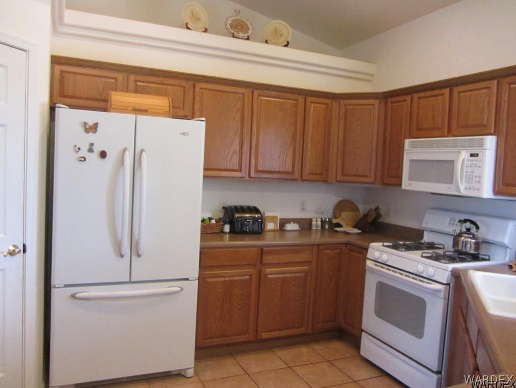 2087 Ridgeview Road Kingman, AZ 86401 - Photo 7 of 23