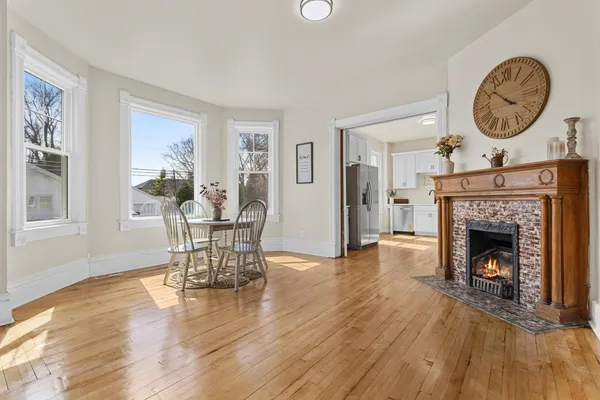 $400,000 | 503 North Michigan Street, De Pere, WI 54115