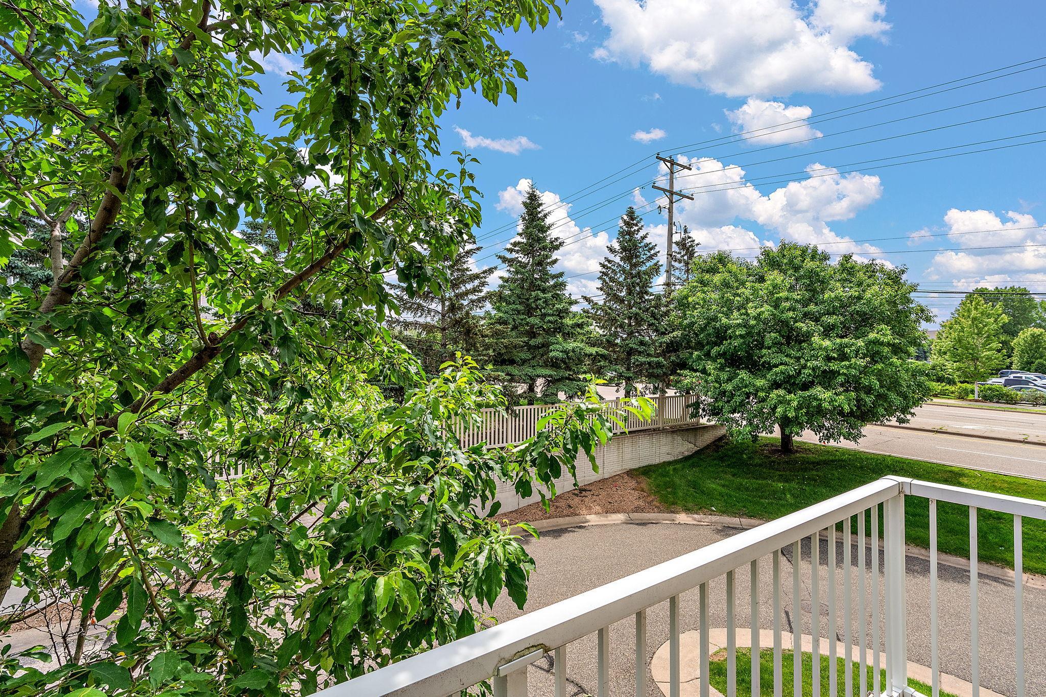 1613 County Rd D East, Unit L Maplewood, MN 55109 - Photo 13 of 13