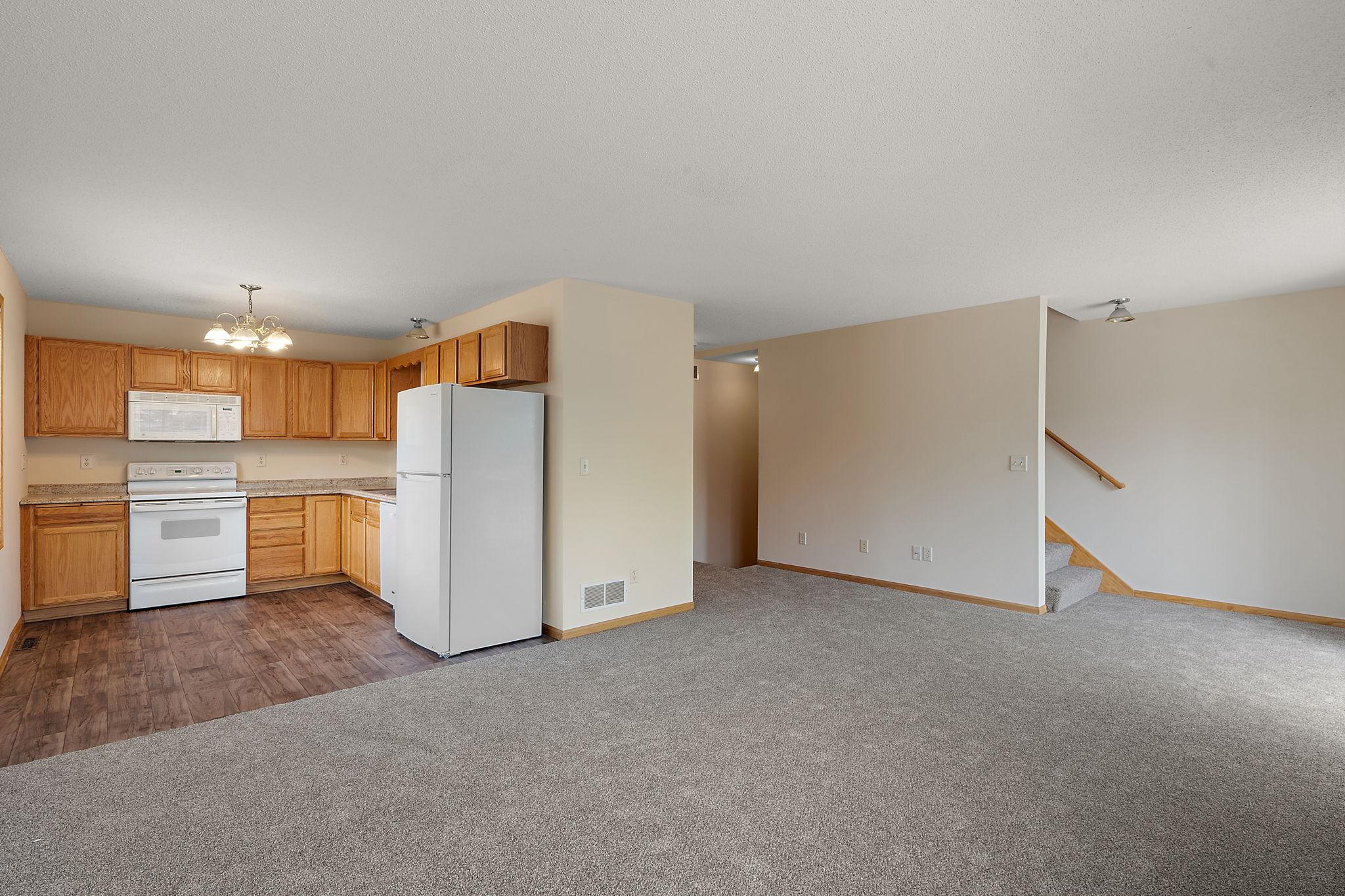 1613 County Rd D East, Unit L Maplewood, MN 55109 - Photo 4 of 13
