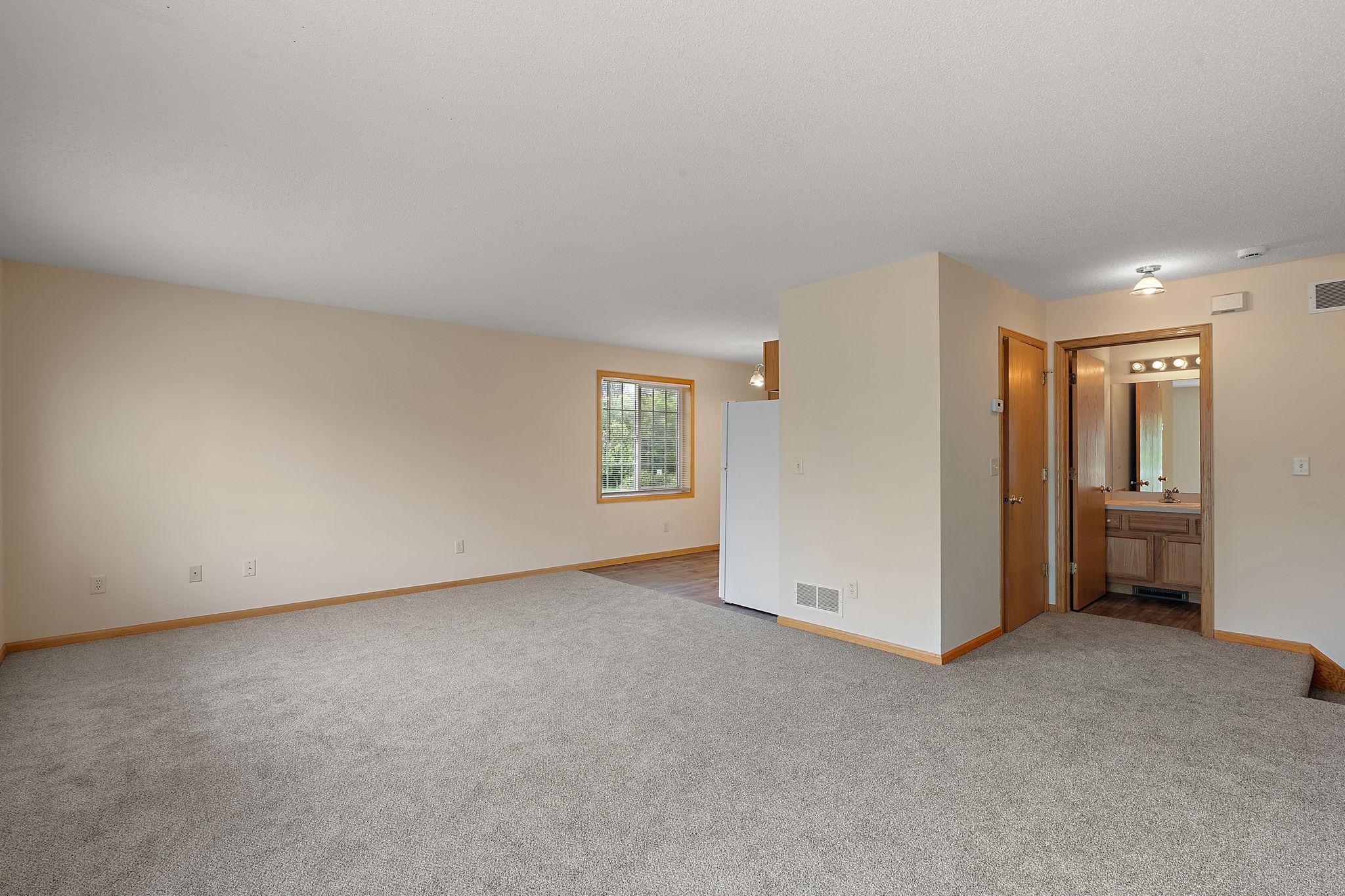 1613 County Rd D East, Unit L Maplewood, MN 55109 - Photo 5 of 13