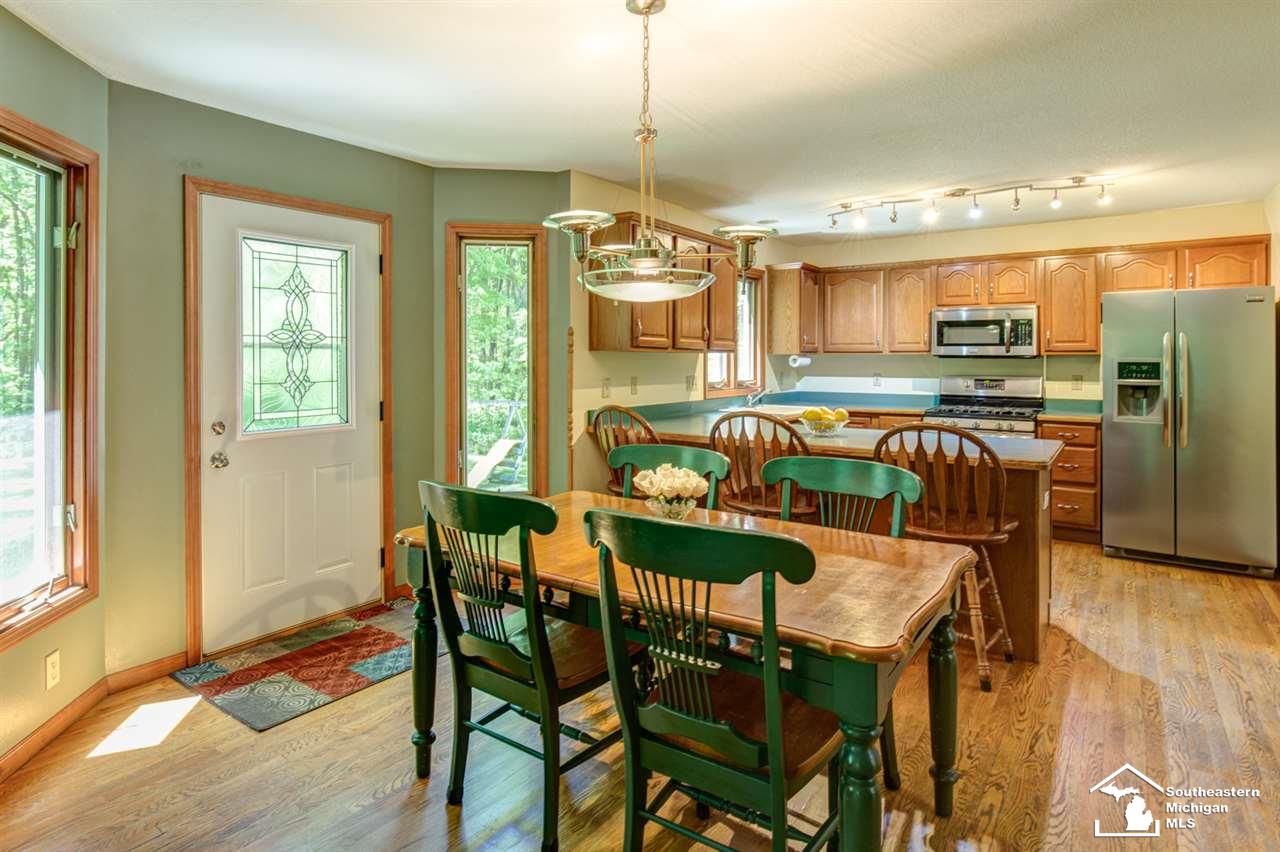 11853 Douglas Road Temperance, MI 48182 - Photo 7 of 30