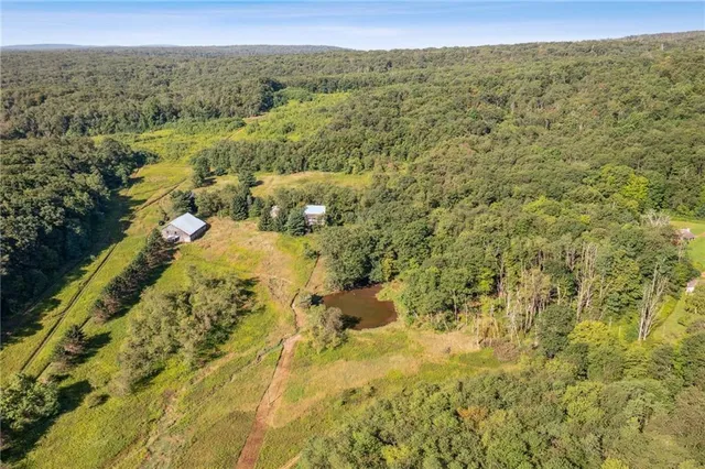 $649,900 | 2 Road (mink), Boswell, PA 15531