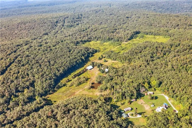 $649,900 | 2 Road (mink), Boswell, PA 15531