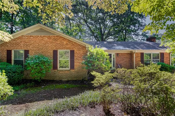 $2,300 | 2305 Musket Lane, Greensboro, NC 27455
