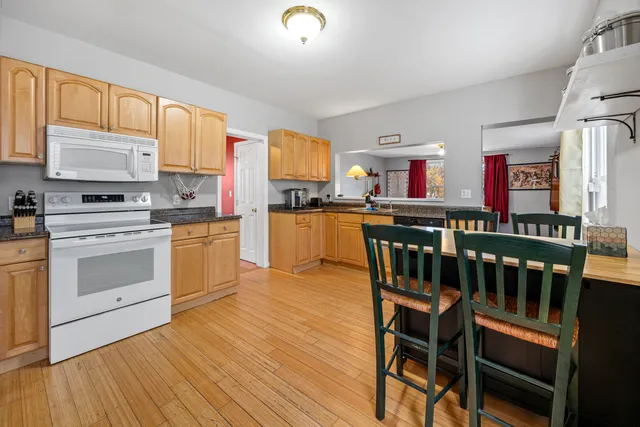 $439,000 | 11 Mt Pleasant Street, Shelton, CT 06484