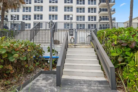 $650,000 | 2066 North Ocean Boulevard, Unit 2SW, Boca Raton, FL 33431