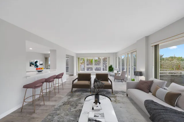 $650,000 | 2066 North Ocean Boulevard, Unit 2SW, Boca Raton, FL 33431