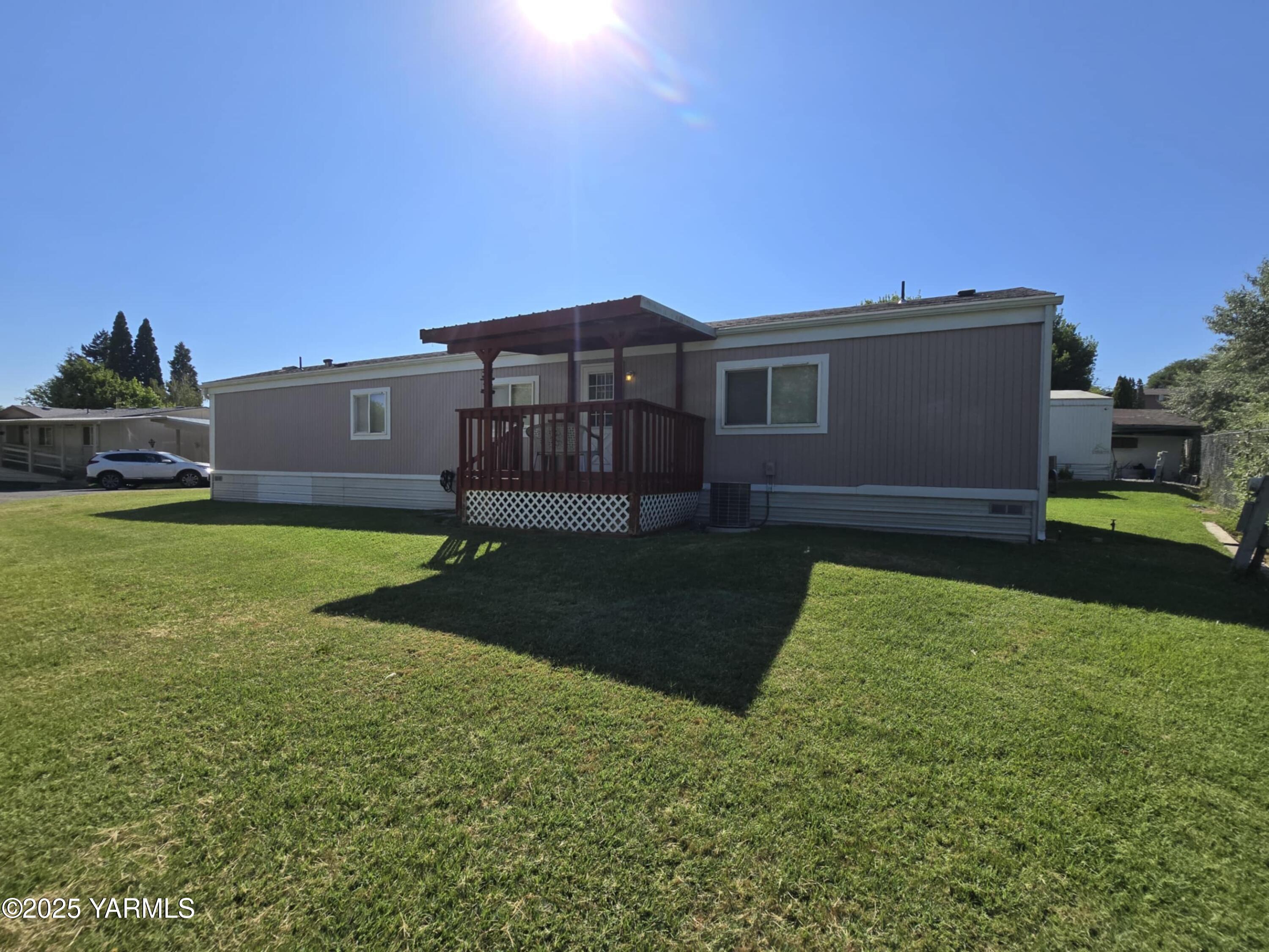811 2nd Avenue, Unit 7 Zillah, WA 98953 - Photo 18 of 20 a2e92185-04b8-46f8-89f9-a21d254626b2