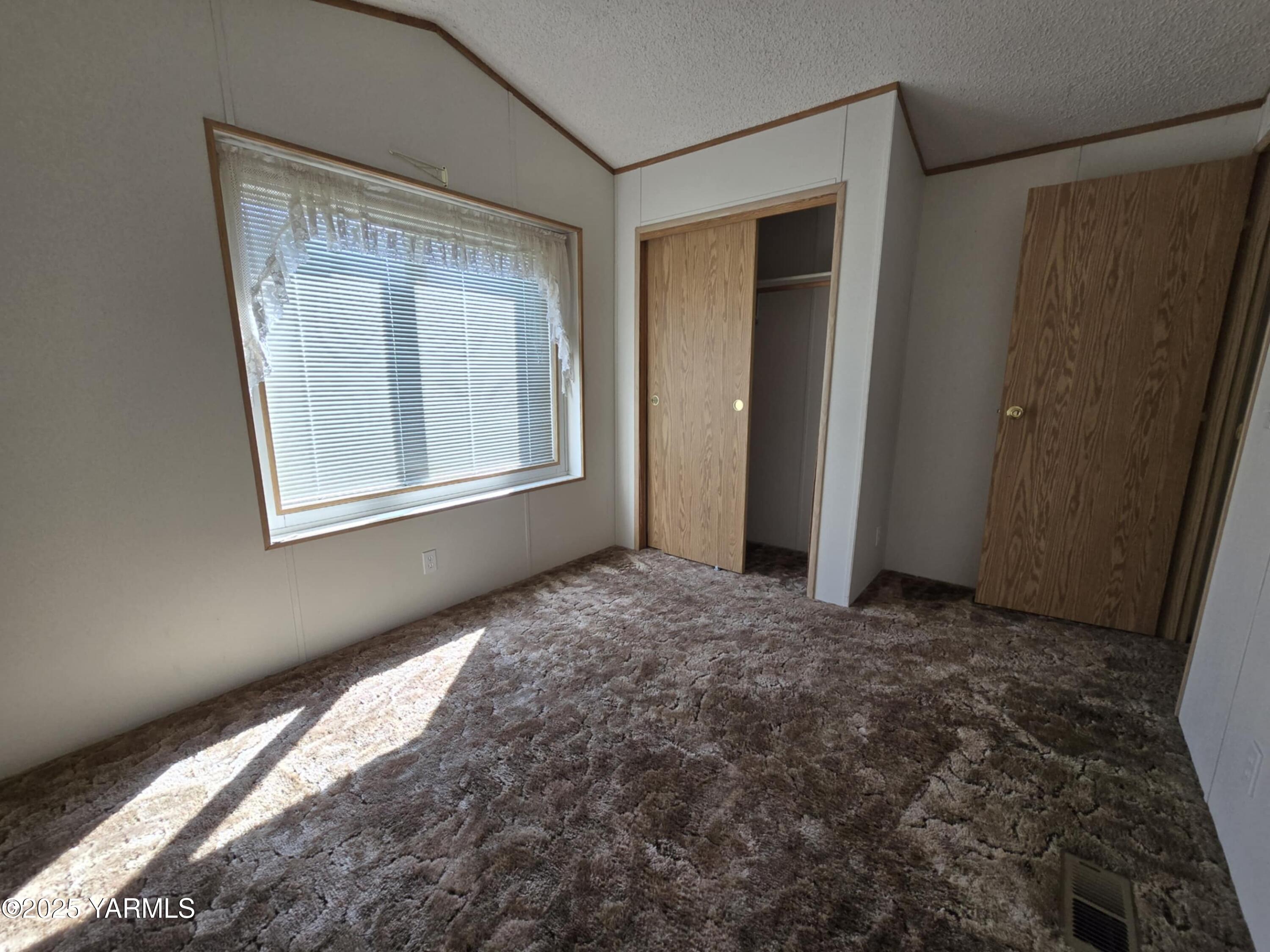 811 2nd Avenue, Unit 7 Zillah, WA 98953 - Photo 7 of 20 7af2b427-c3d2-4667-94e3-7381c185394e