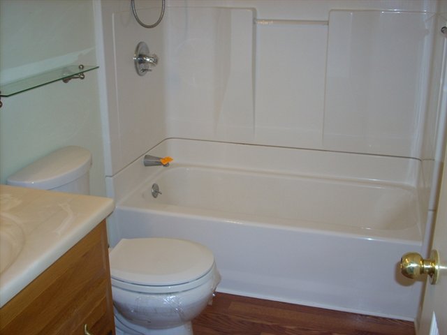 107 Pendleton Court, Unit D4 Easley, SC 29640 - Photo 3 of 5 Gallery Image 3