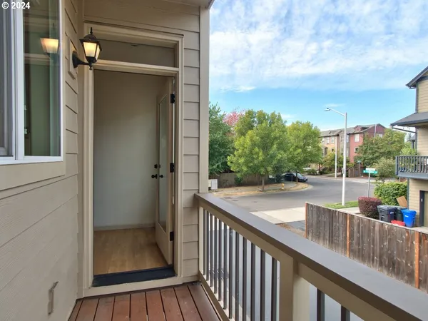 $379,900 | 7728 Northeast Julie Ann Lane, Hillsboro, OR 97124