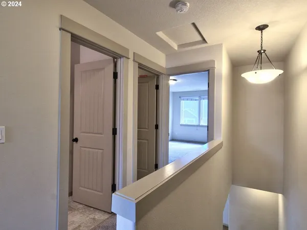 $379,900 | 7728 Northeast Julie Ann Lane, Hillsboro, OR 97124