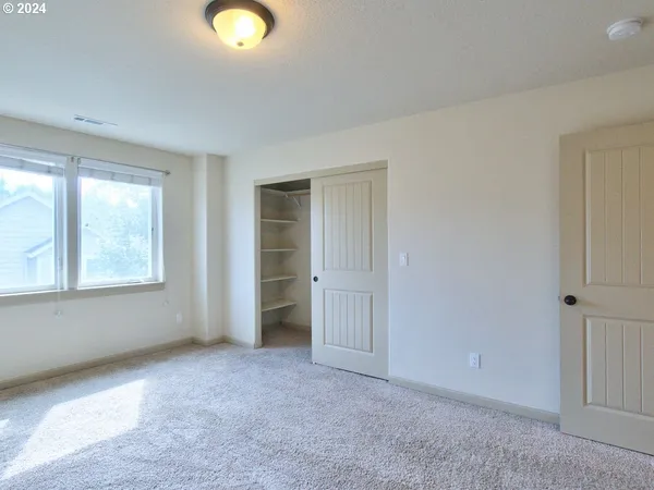$379,900 | 7728 Northeast Julie Ann Lane, Hillsboro, OR 97124