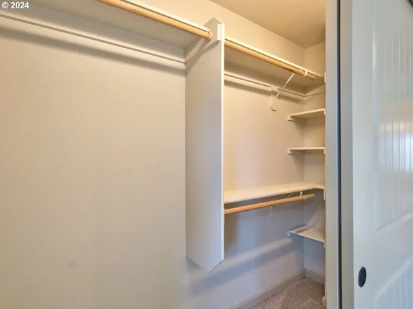 $379,900 | 7728 Northeast Julie Ann Lane, Hillsboro, OR 97124