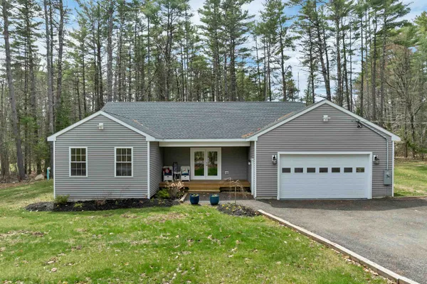 $479,000 | 185 Town House Road, Effingham, NH 03882