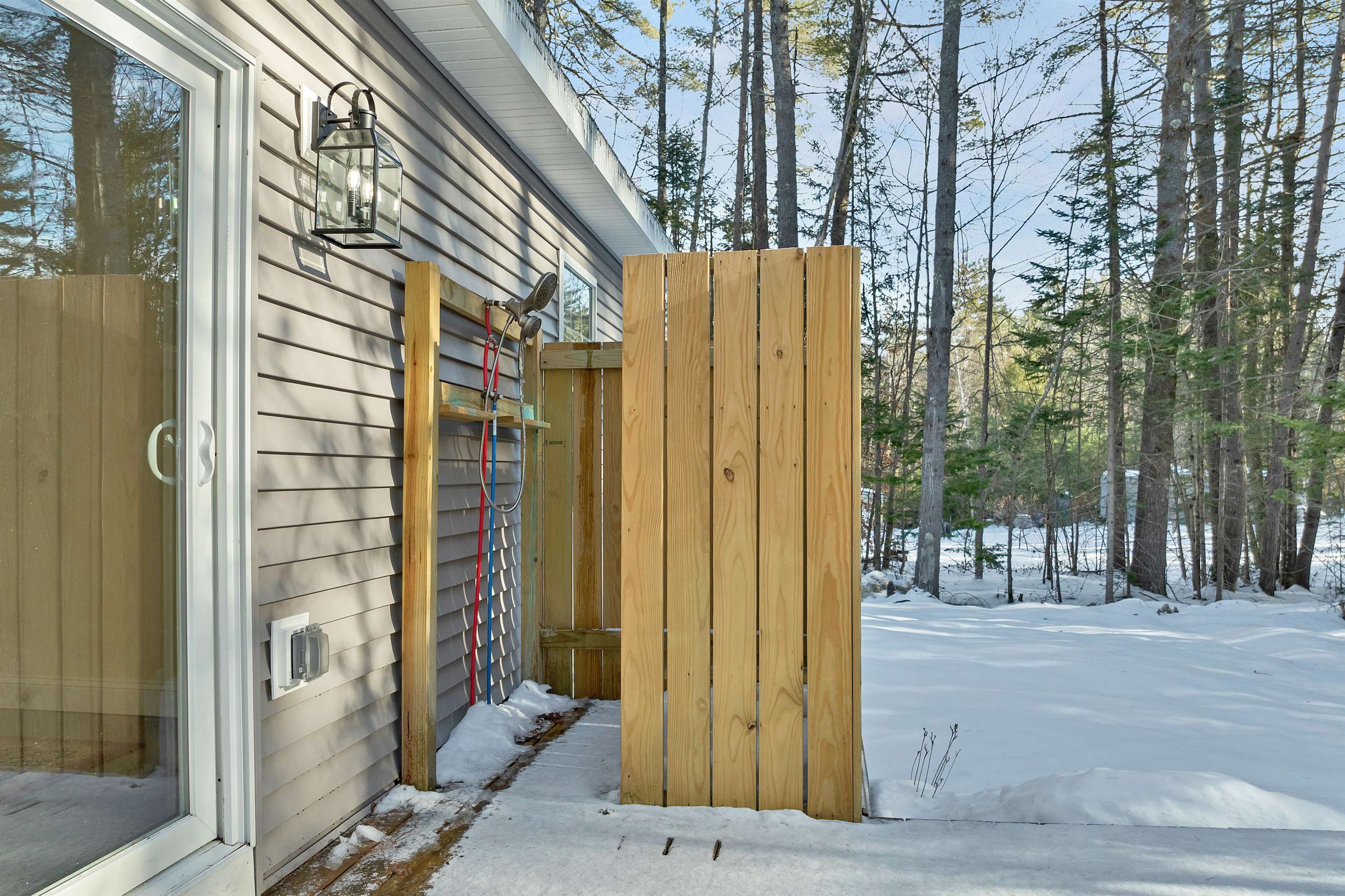 185 Town House Road Effingham, NH 03882 - Photo 13 of 54